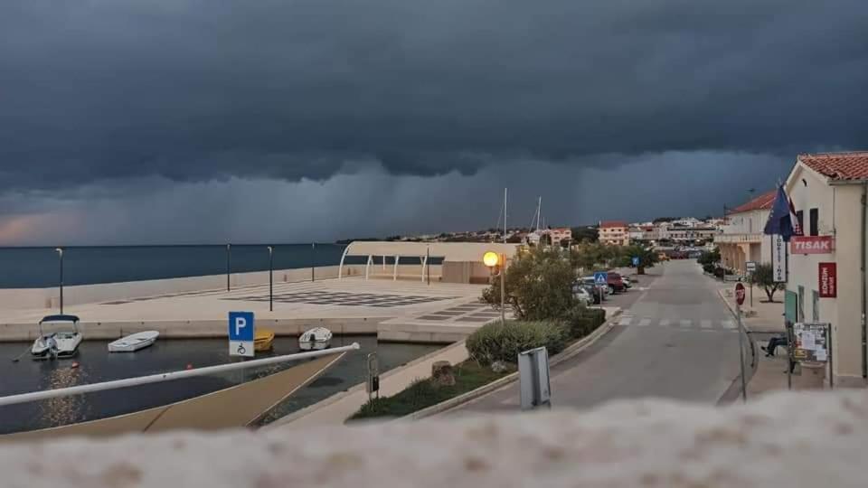 Apartmani Sollei Petrcane Exteriör bild