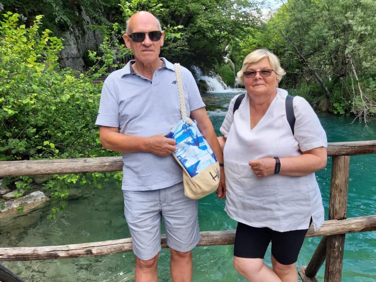 Apartmani Sollei Petrcane Exteriör bild