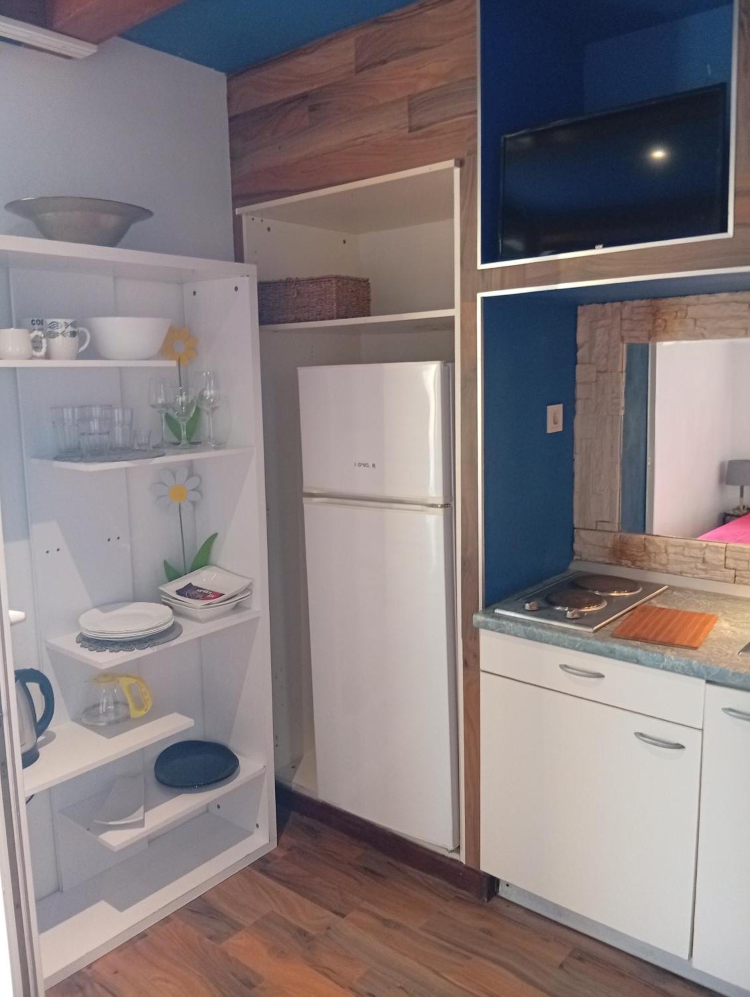 Apartmani Sollei Petrcane Exteriör bild